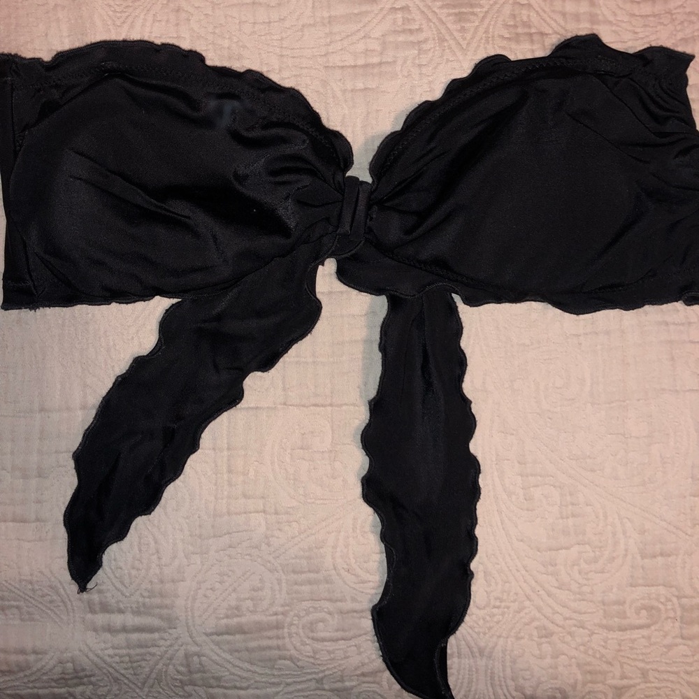 Victoria’s Secret top